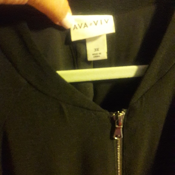 Bomber jacket - Picture 3 of 3